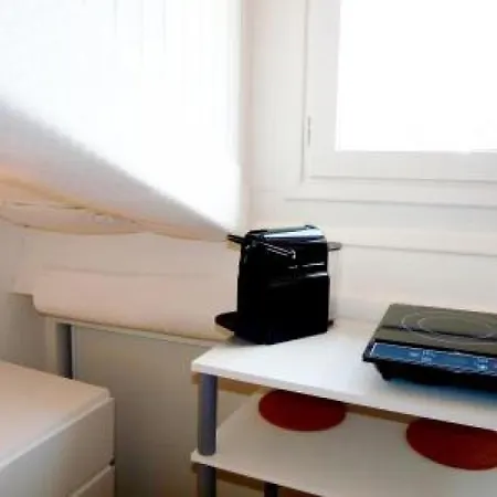Apartment Sleeps 2 Air Con Wifi Cannes